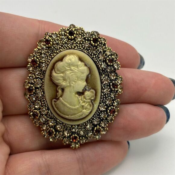 Vintage Style Victorian Lady Cameo Brooch Gold and Brown Rhinestones Retro - Picture 5 of 9